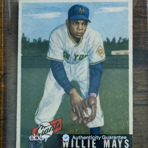 I may have found the perfect “low grade” 1953 Topps Mays. 😍
